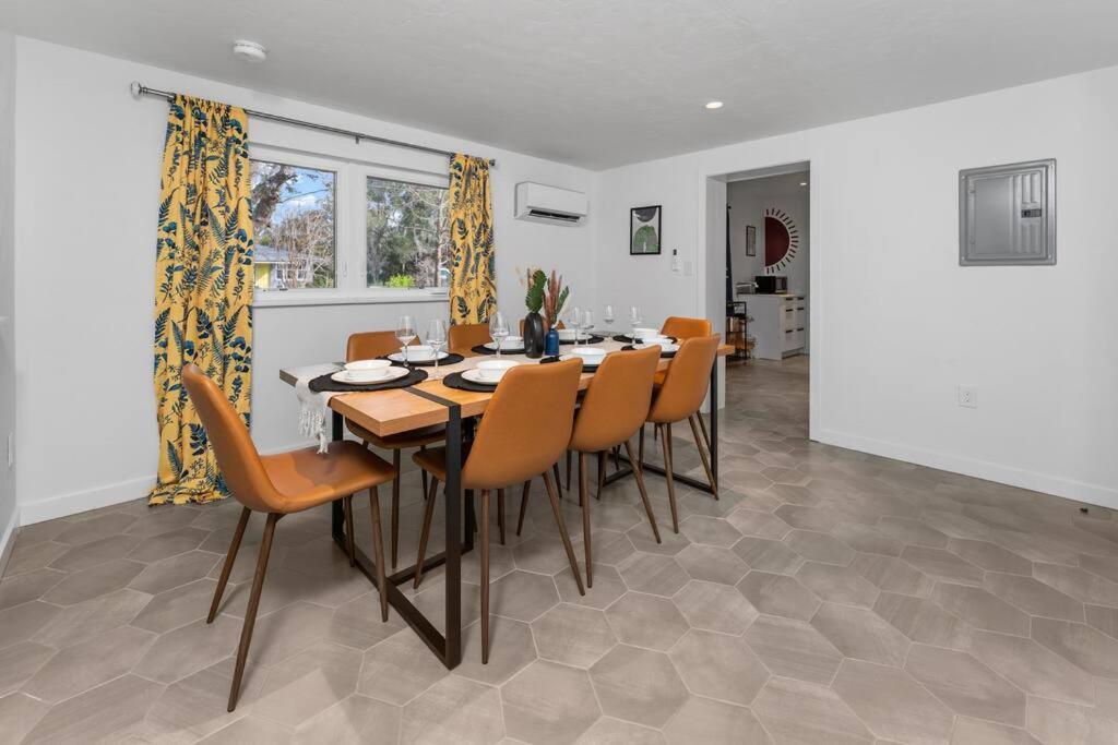 Smart Bungalow: 10-Min To Uf, Central Location Gainesville Extérieur photo